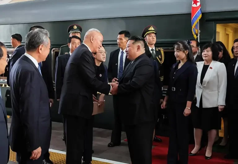 Kim Jong Un lleva a su hija a China; reaviva hipótesis de ser «la sucesora» de Corea del Norte
