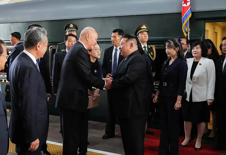 kimjongunhijachina030925