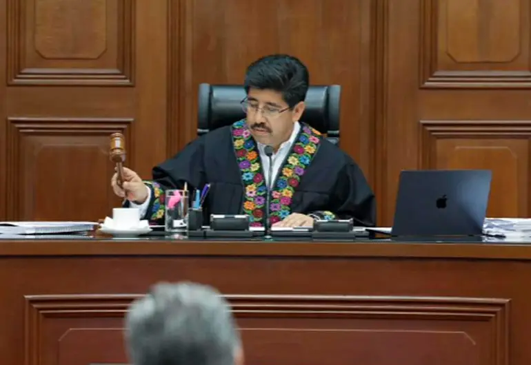 ministrosestaraltura110925