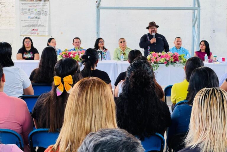 SE fortalece a madres y padres con herramientas para el acompañamiento familiar