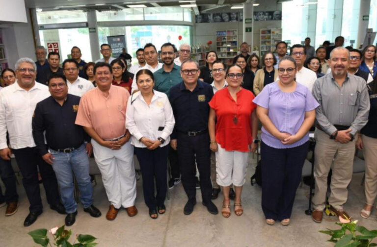 Capacita la Benemérita UNACH al personal que labora en sus revistas