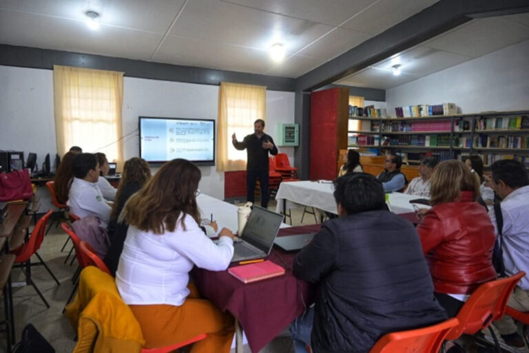 Cecytech fortalece la Educación Dual con capacitación estratégica en San Cristóbal