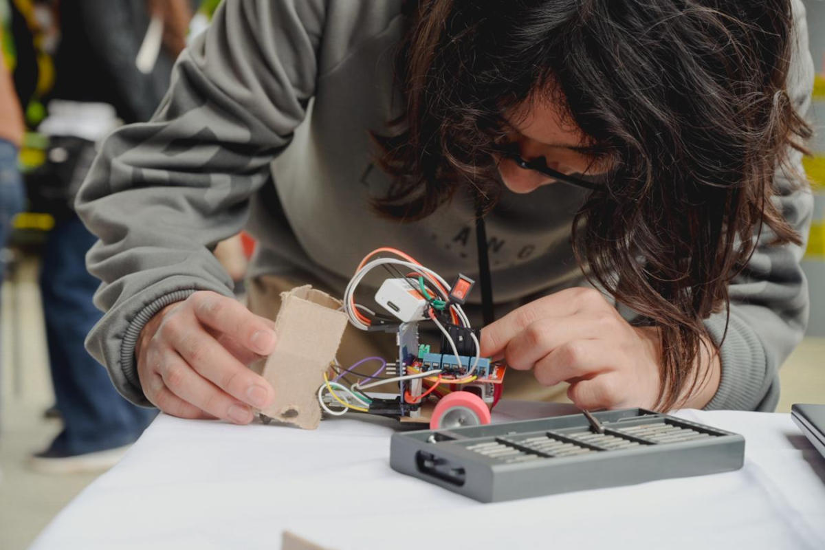 cecytechrobotica101025