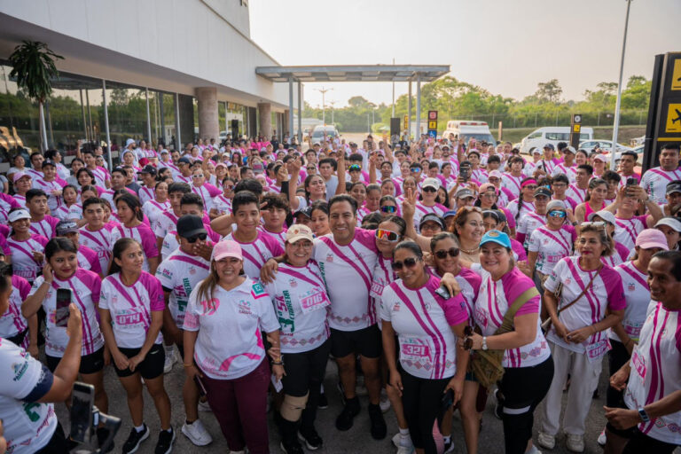 Eduardo Ramírez participa en la Tercera Carrera Contra el Cáncer de Mama
