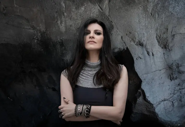 laurapausini211025