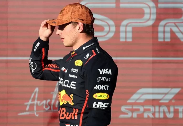 Red Bull mantiene sueño de título para Verstappen