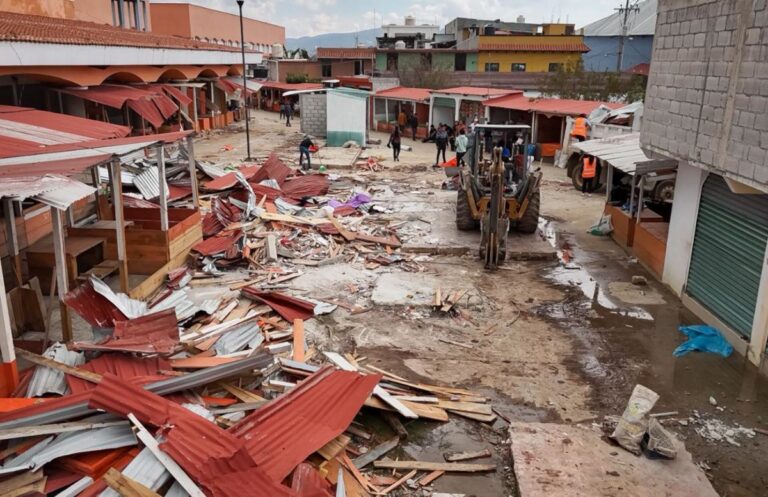 Recuperan espacios invadidos y abandonados en el Mercado del Norte