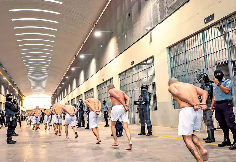 deportadosacusantortura131125