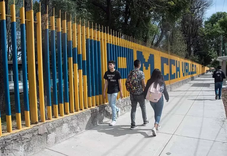 Nuevo incidente en un CCH desata indignación; reviven tensiones en la UNAM