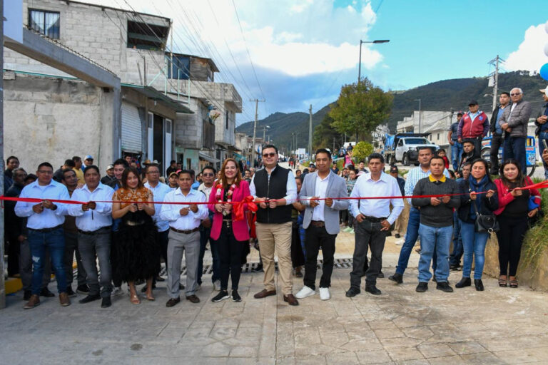 Inauguran la calle Damasco en la Colonia Nueva Esperanza