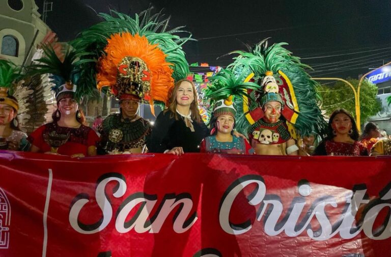 San Cristóbal brilla en el Desfile del Mequé 2025