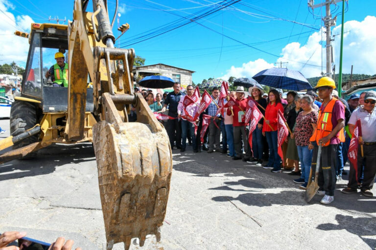Arranca obra de pavimentación en La Garita con inversión histórica