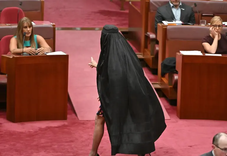 senadoraustralia251125