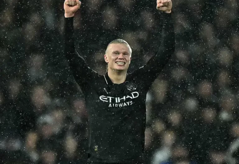 Haaland hace historia con su gol 100 en Premier League