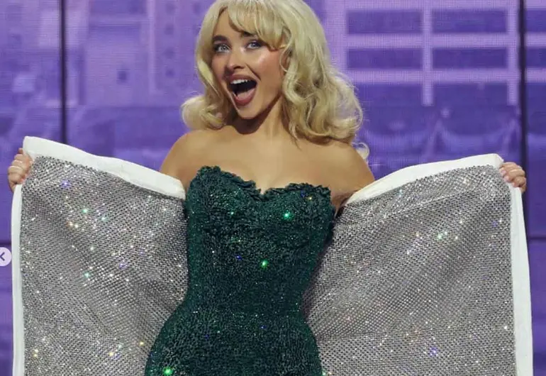 sabrinacarpentercasablanca031225