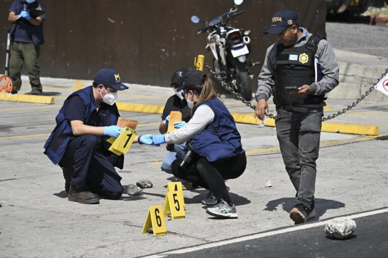 Miedo y calles vacías marcan el inicio del estado de sitio en Guatemala