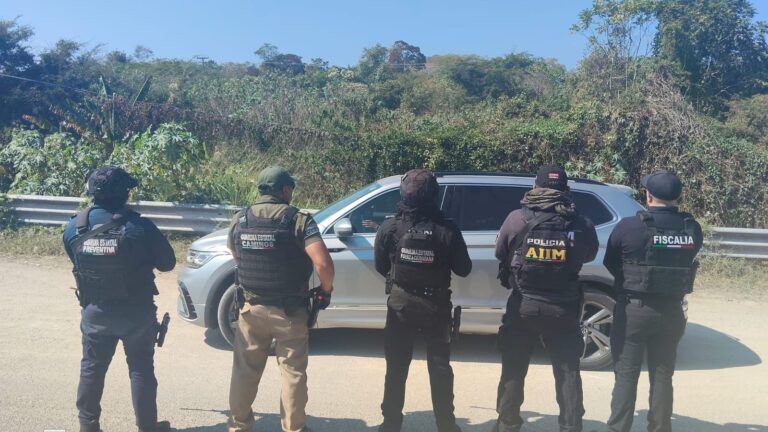 En distintas acciones, FGE recupera tres vehículos en Berriozábal, Ocozocoautla y Chiapa de Corzo
