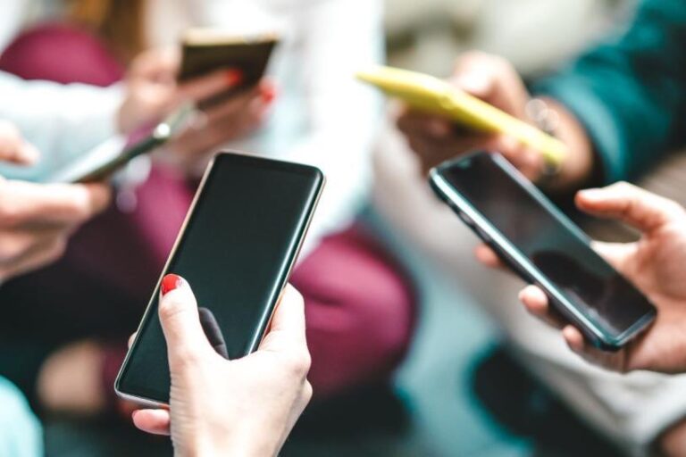 ¿Cada cuánto debes reiniciar el celular? Esto recomiendan los fabricantes