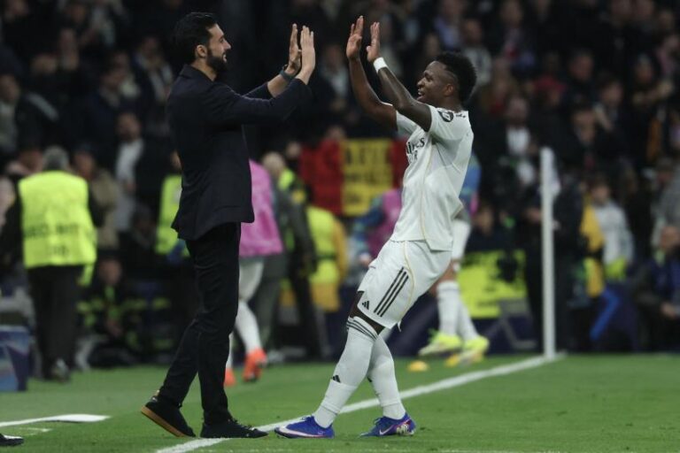 Show de Vinicius en el Bernabéu: El Real Madrid aplasta 6-1 al Mónaco en una noche mágica