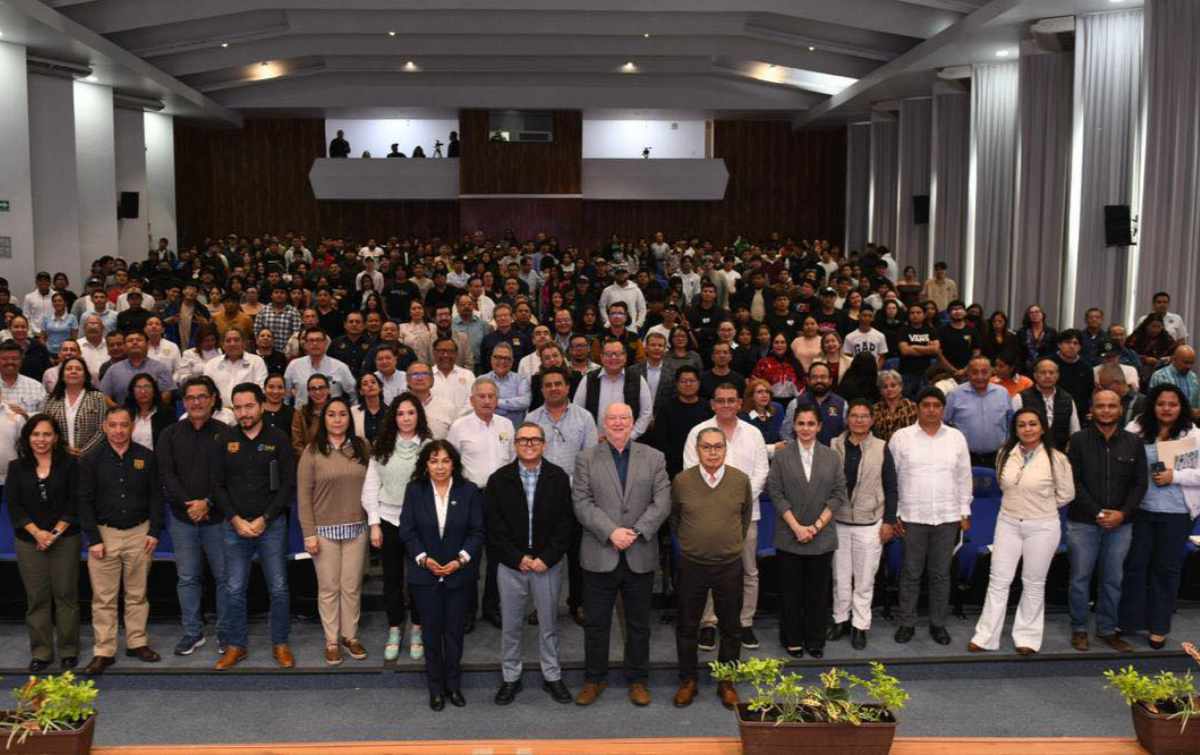 Exponen directivos de la UNACH avances y resultados en distintos rubros