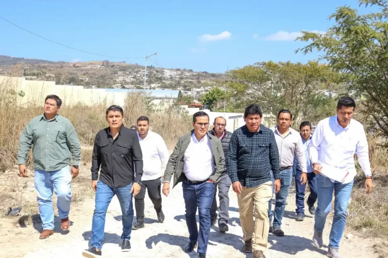 Realizan reunión de trabajo para la llegada de la Unicach a Berriozábal