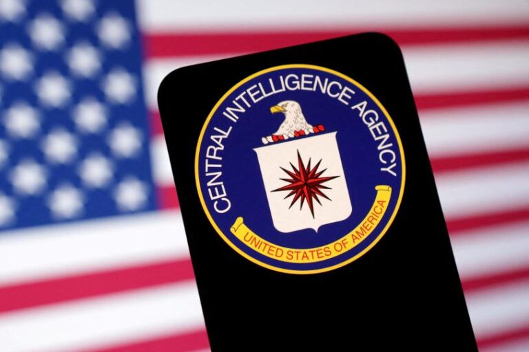 CIA intensifica campaña de reclutamiento de espías contra China