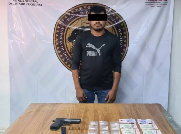 FGE y SPM detienen a una persona por delitos contra la salud y violación a la Ley Federal de Armas de Fuego