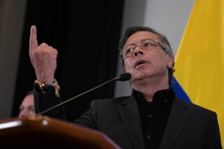 Petro afirma que su reunión con Trump fue «positiva»