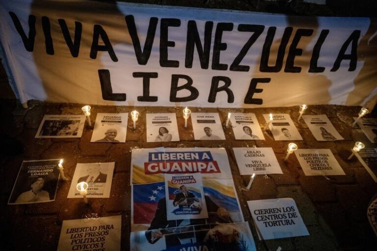 Venezuela propone amnistía por «terrorismo» y «traición»
