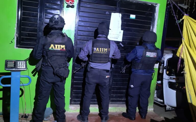 Durante cateos, el Grupo Interinstitucional detiene a tres personas por el delito contra la salud