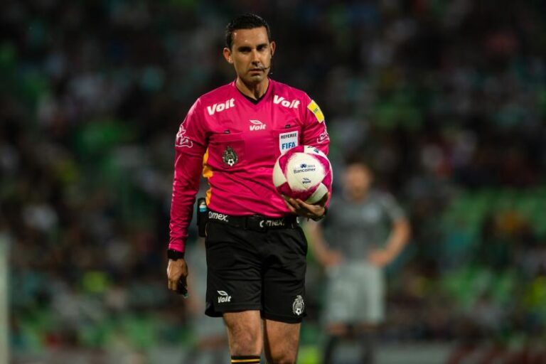 César Ramos atrapado en Qatar: El árbitro mexicano que no puede salir por conflicto bélico