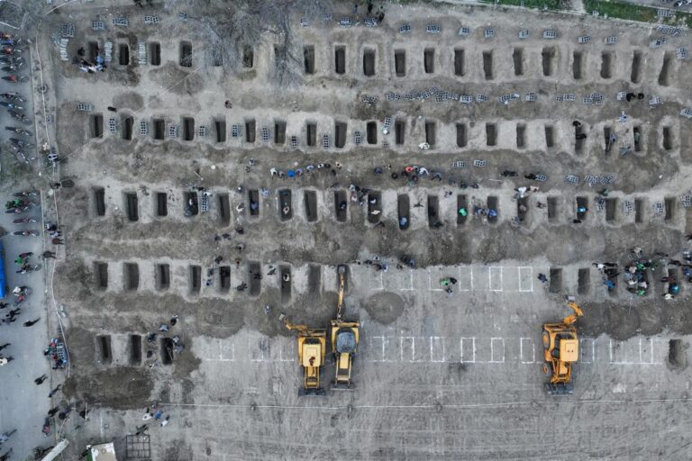 Investigación apunta a EU como culpable por bombardeo a escuela primaria en Irán; 168 niñas muertas