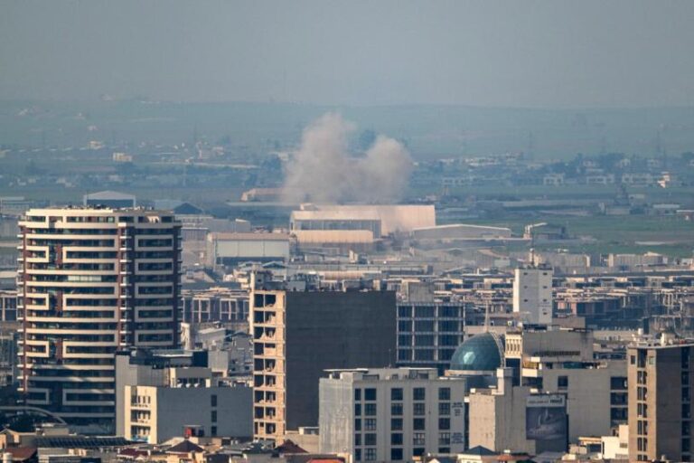 Irán ataca base militar de Estados Unidos cerca del aeropuerto de Bagdad, en Irak