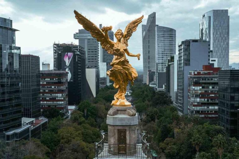 México está de moda, presidenta destaca incremento en turismo