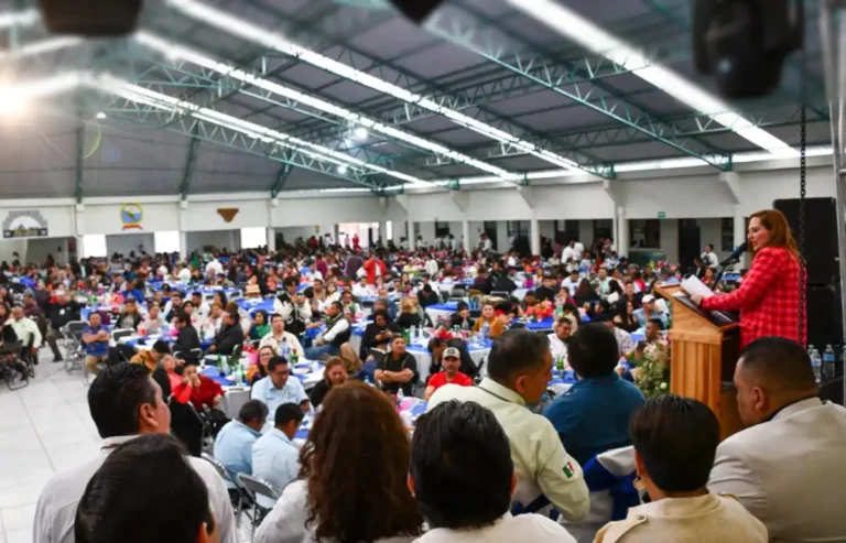 Reconocen liderazgo y compromiso de Fabiola Ricci en el 28 aniversario del SUTRAM