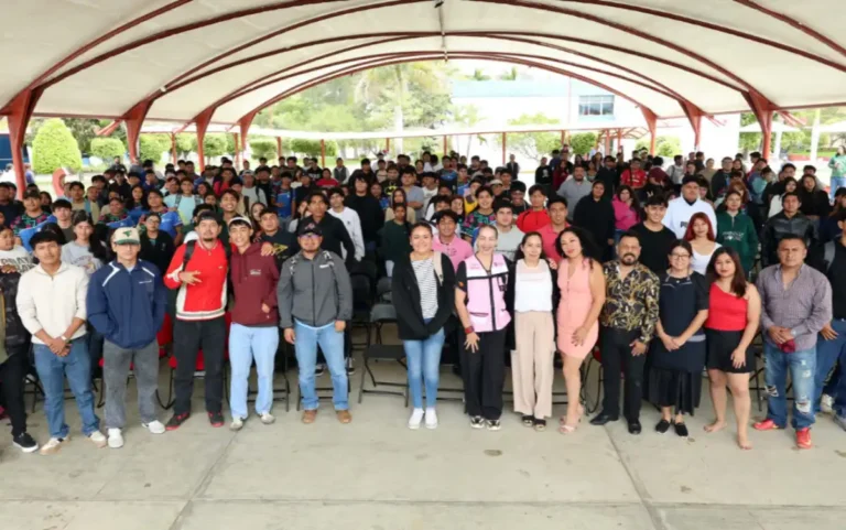 Presentan la obra “El Silencio Hace la Noche” en el TecNM Campus Cintalapa