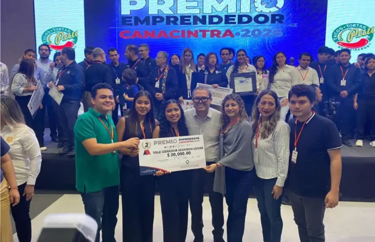 Obtienen estudiantes de la UNACH segundo lugar en el Premio Emprendedor Canacintra 2026