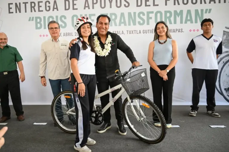 Eduardo Ramírez refuerza apoyo a la juventud con programa Bicis que Transforman