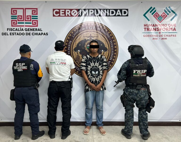 FGE y SSP aprehenden a presunto implicado en el delito de robo vehicular