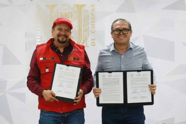 Salud y Unach signan convenio para mejorar acceso a servicios médicos en los 12 municipios más olvidados