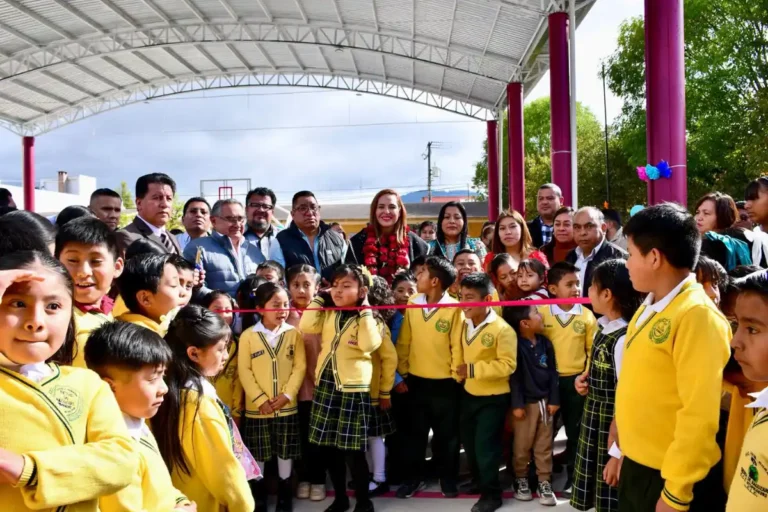 Refuerzan infraestructura educativa en San Cristóbal