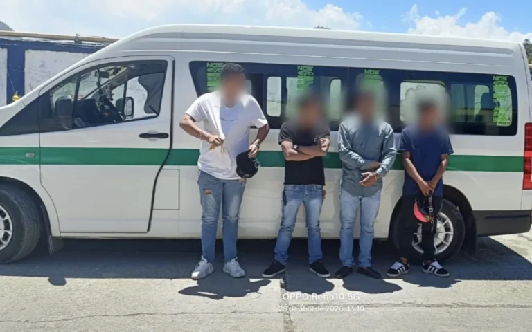 Acuerdan transportistas dar de baja definitiva a choferes tras riña en SCLC 