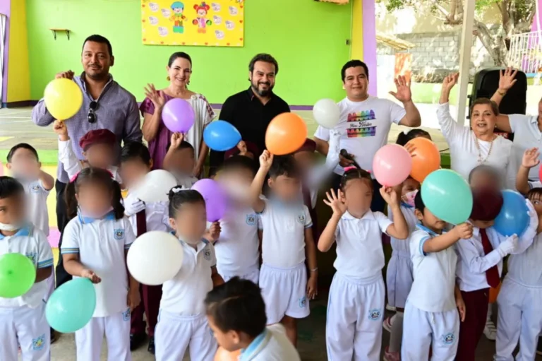 Sean valientes. No le tengan miedo a la oscuridad: secretario de Educación