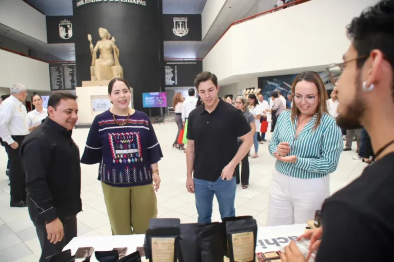 Voluntariado del Poder Judicial fortalece economía local a través de expo-venta