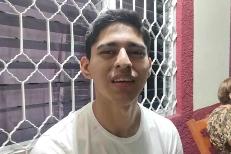 No puedo decir que mi versión es la real, porque sería desmentir todo: médico Carlos