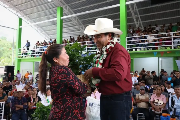 ERA reafirma compromiso con la paz y la prosperidad en Bejucal de Ocampo y Amatenango de la Frontera