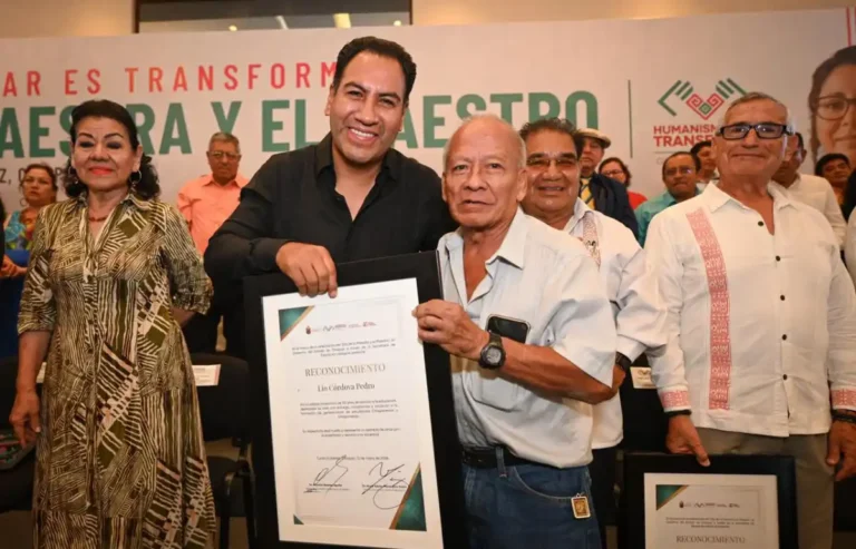 Eduardo Ramírez destaca el papel de las maestras y los maestros en la transformación de Chiapas