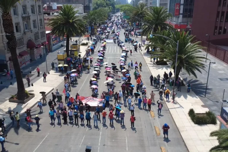 Gobierno federal abre las puertas a la CNTE tras jornada de protestas
