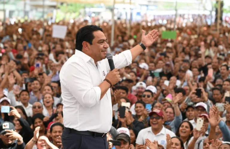 Jovani Salazar, preparado para servir a Tuxtla con experiencia, compromiso y visión de futuro