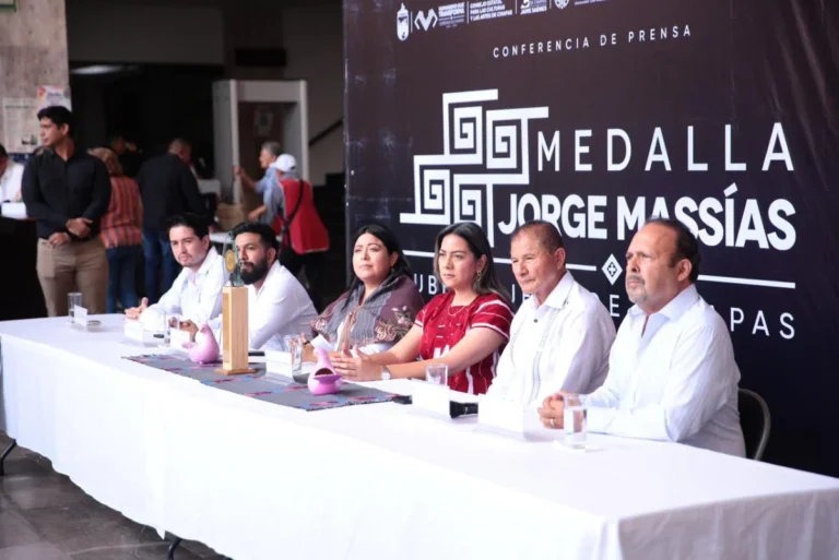 Presentación de la medalla: “Jorge Massías, Nube Viajera”